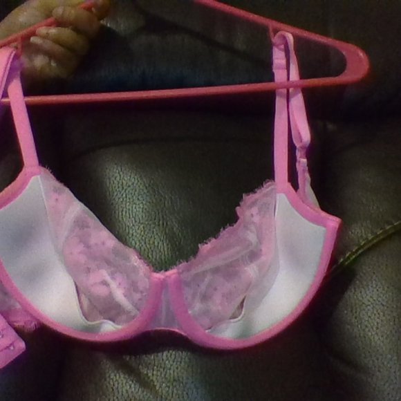 8 used bras - Picture 9 of 14
